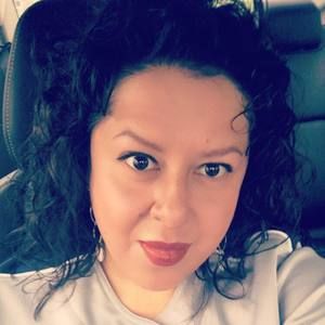 Meet your Posher, Mayra